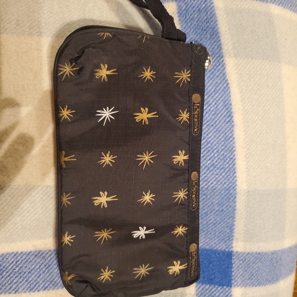 Lesportsac Wristlet Wallet Clutch